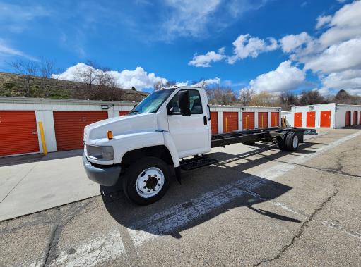 Used 2008 26 ' Cab and Chassis for sale