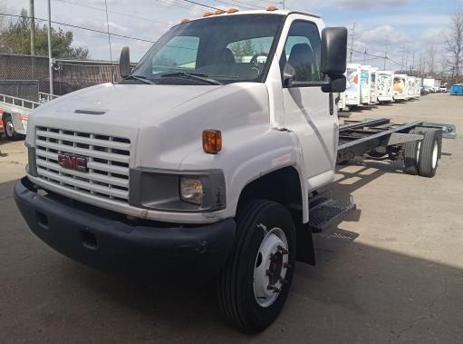 Used 2007 26 ' Cab and Chassis for sale