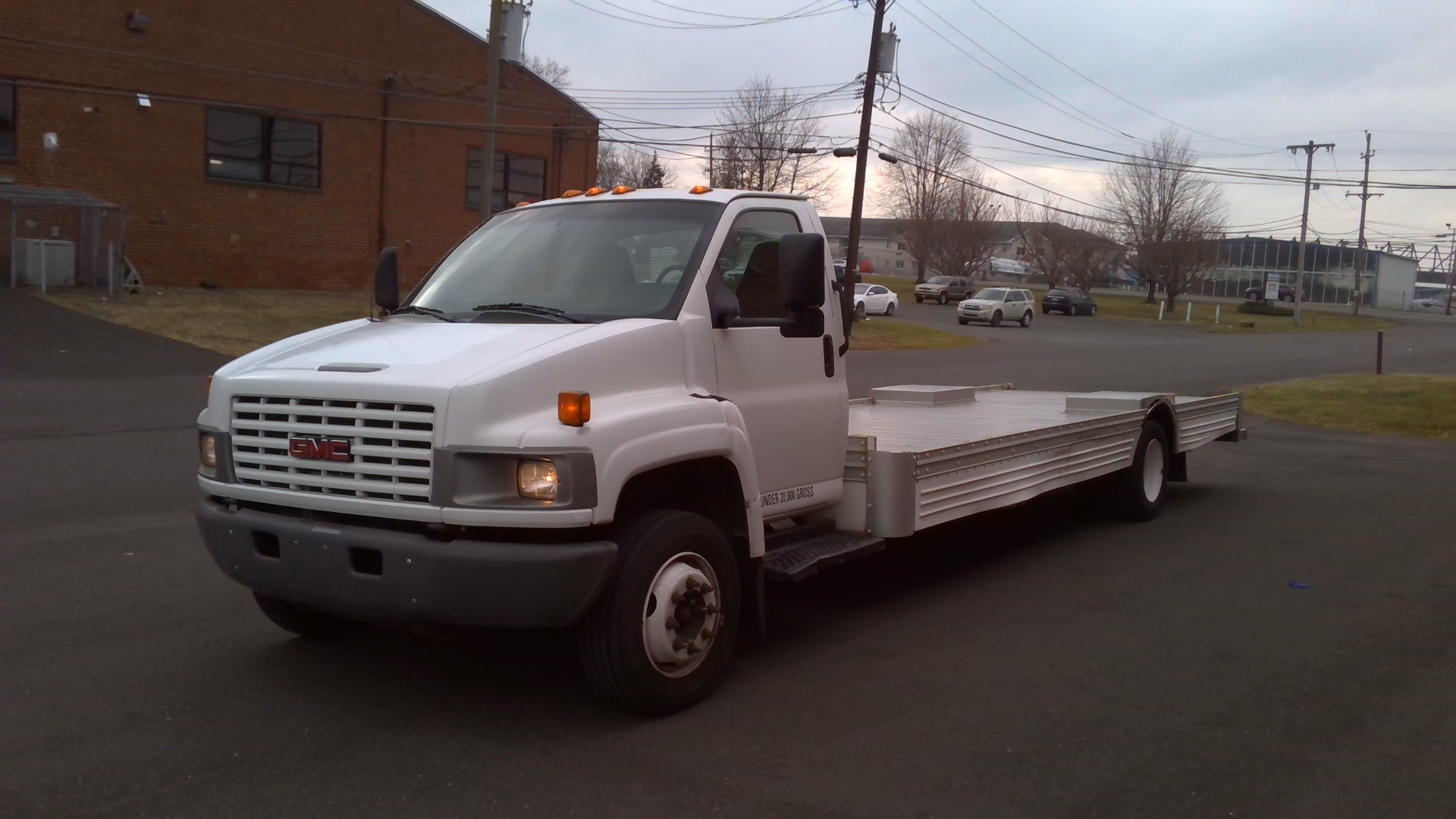 2006 GMC 5500 Cab and Chassis for Sale in Warrington, PA 18976 | U-Haul