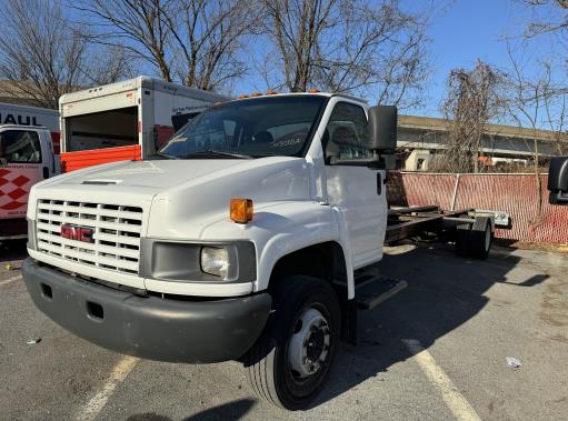 Used 2007 26 ' Cab and Chassis for sale