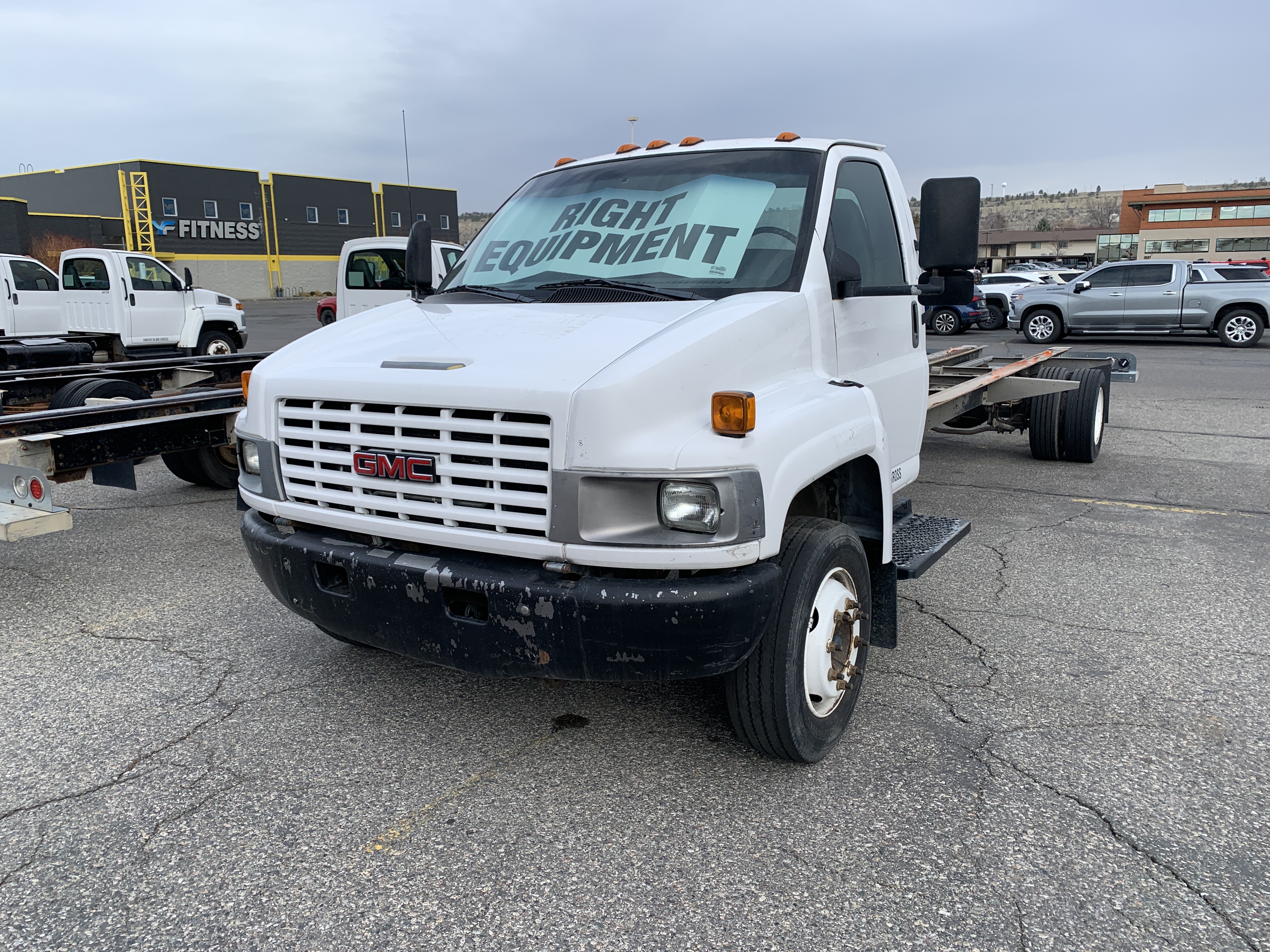 Used 2006 26 ' Cab and Chassis for sale