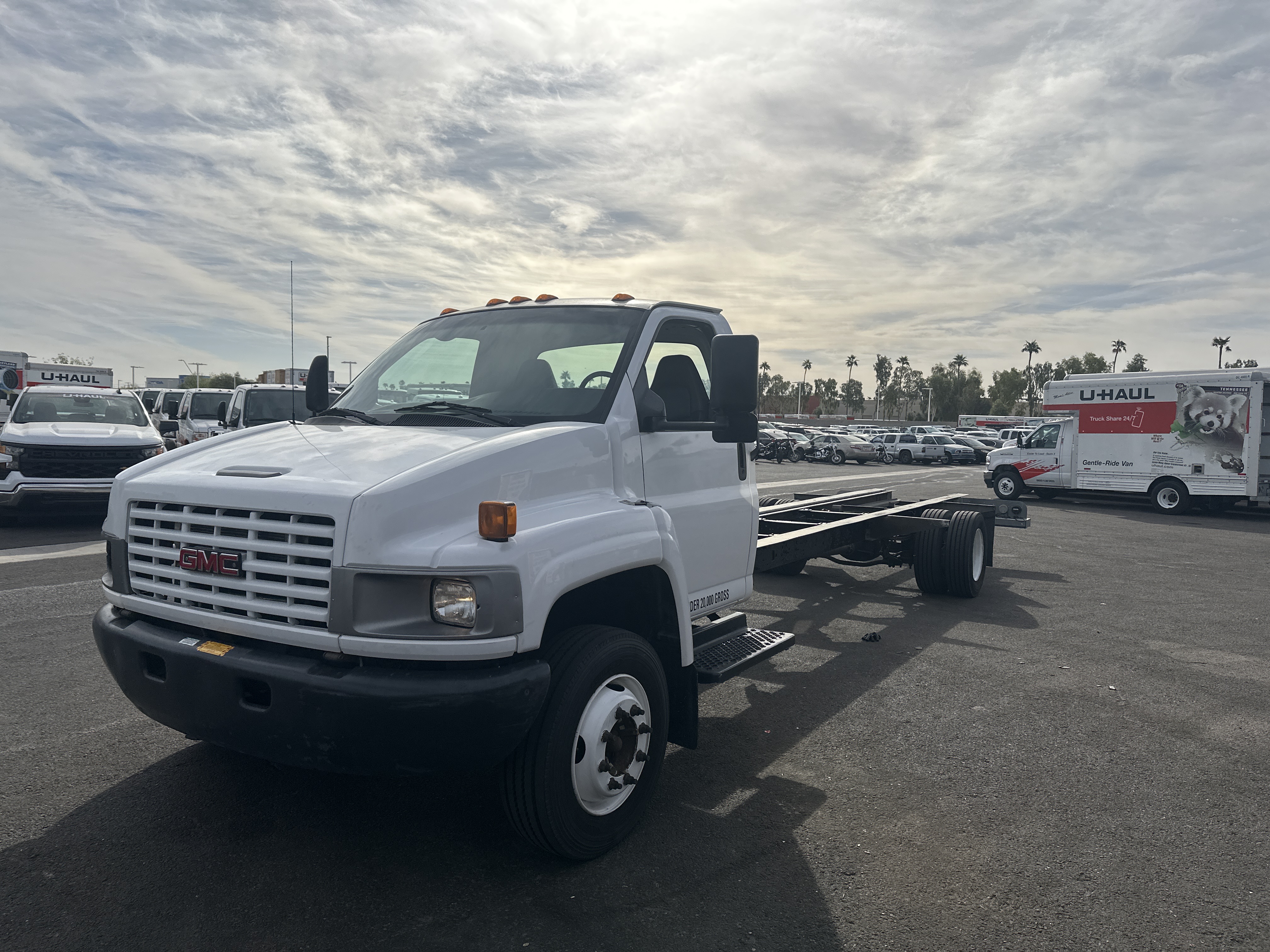Used 2008 26 ' Cab and Chassis for sale