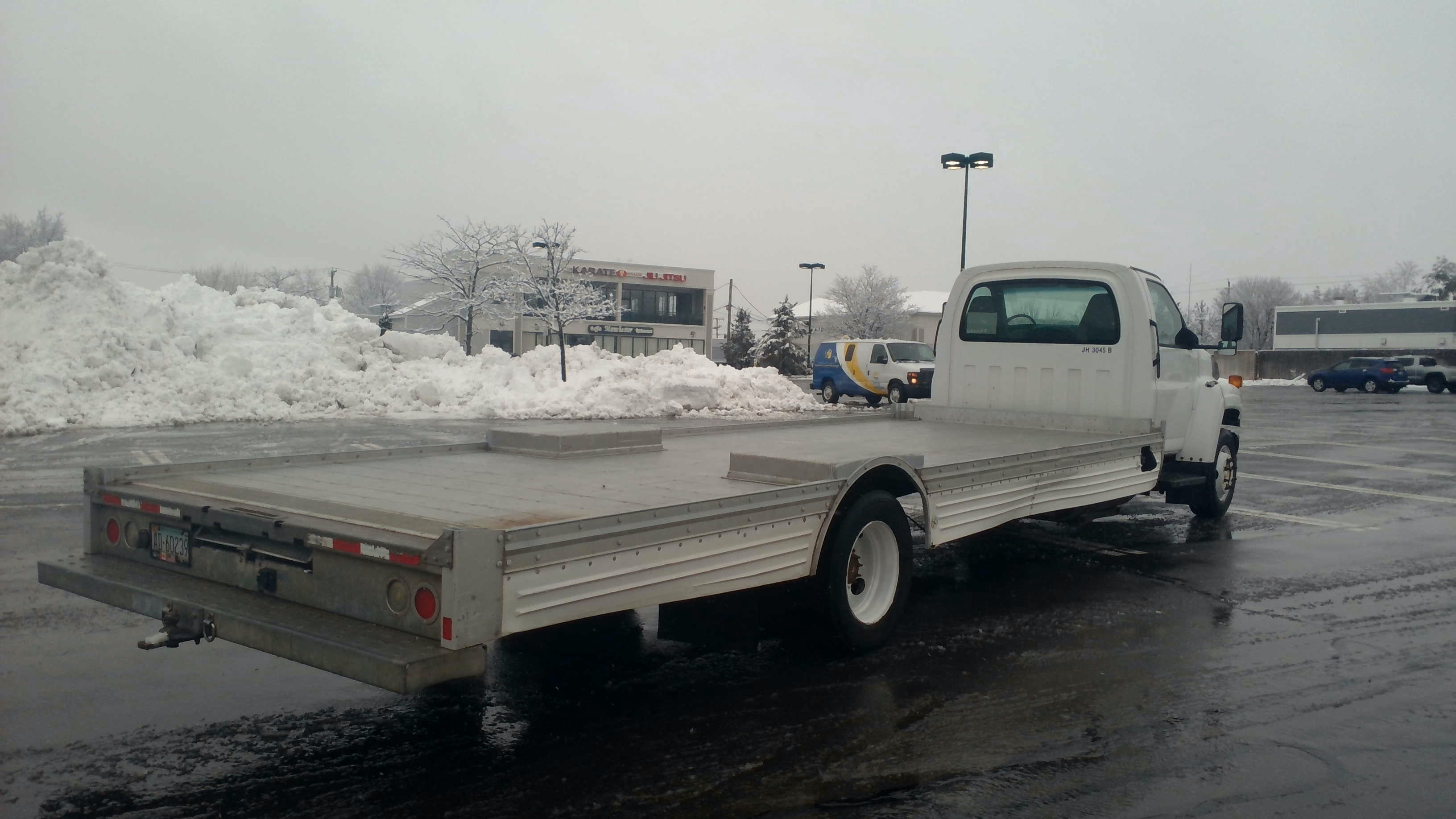 2008 GMC 5500 Cab and Chassis for Sale in Manchester, NH 03103 UHaul