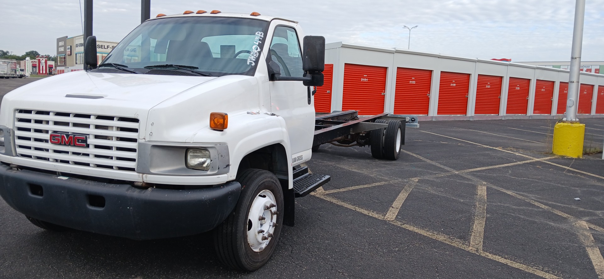 Used 2008 26 ' Cab and Chassis for sale