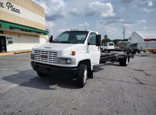 Used 2006 26 ' Cab and Chassis for sale