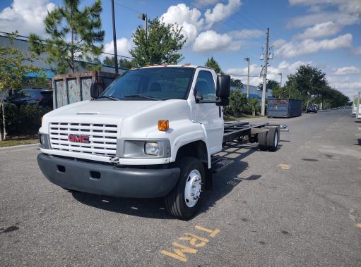 Used 2007 26 ' Cab and Chassis for sale