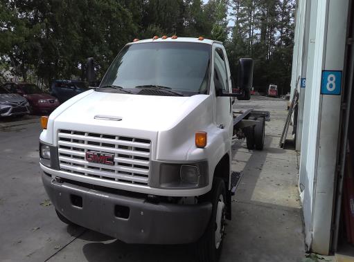 Used 2007 26 ' Cab and Chassis for sale