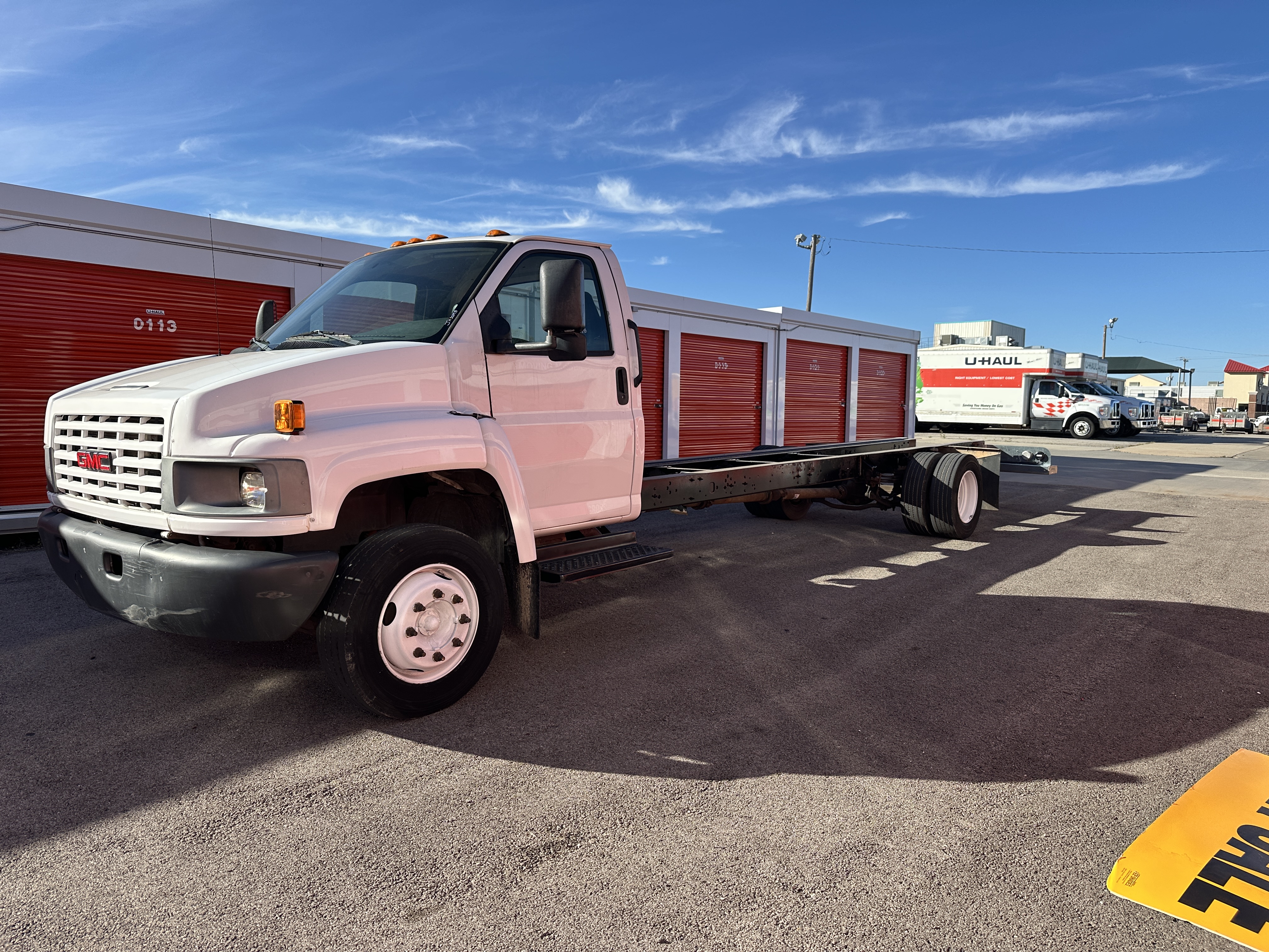 Used 2008 26 ' Cab and Chassis for sale