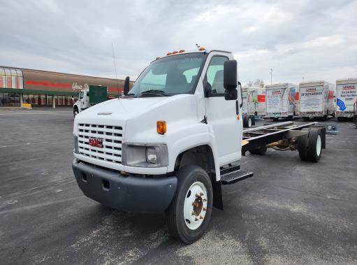Used 2008 26 ' Cab and Chassis for sale