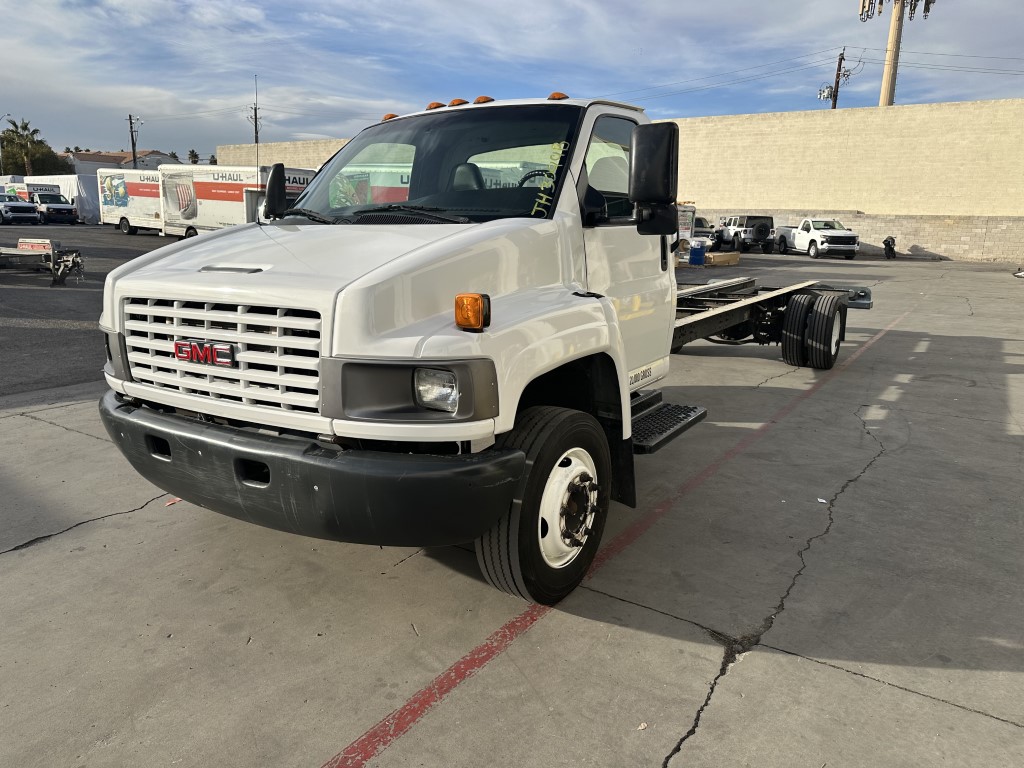 Cabina y chasis 2008 de 26 ft usados para la venta