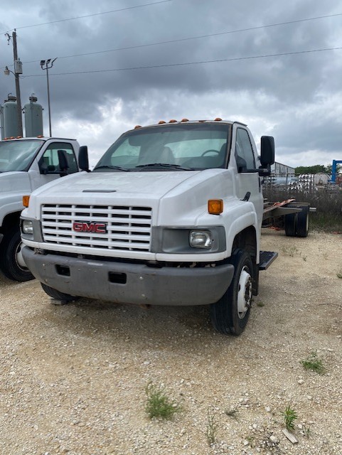 Used 2006 26 ' Cab and Chassis for sale
