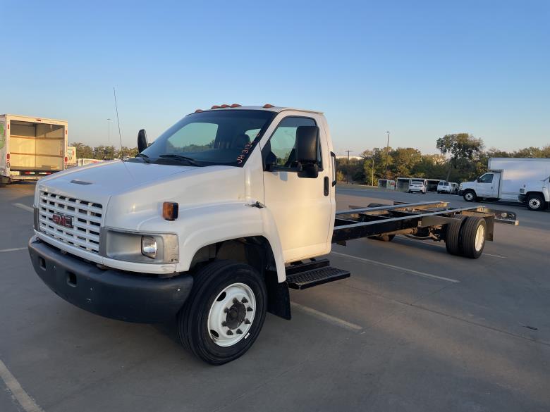 Used 2008 26 ' Cab and Chassis for sale
