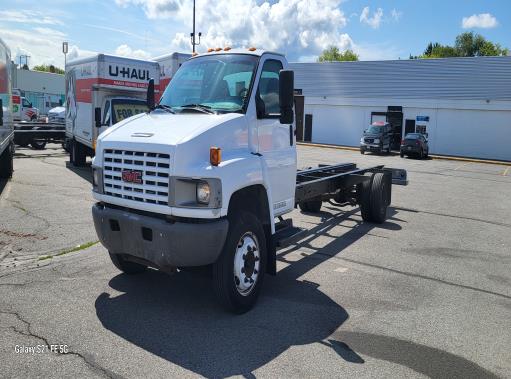 Used 2006 26 ' Cab and Chassis for sale