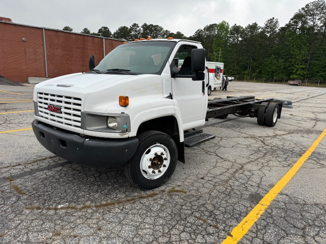 Used 2008 26 ' Cab and Chassis for sale