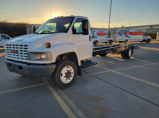Used 2007 26 ' Cab and Chassis for sale