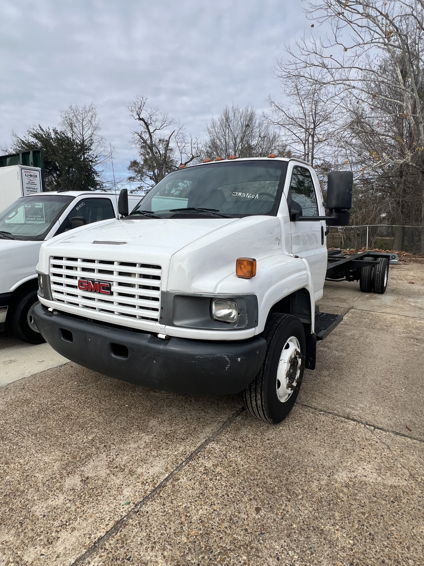 Used 2007 26 ' Cab and Chassis for sale