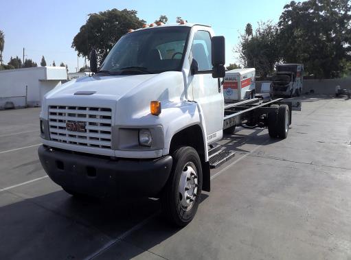 Used 2006 26 ' Cab and Chassis for sale