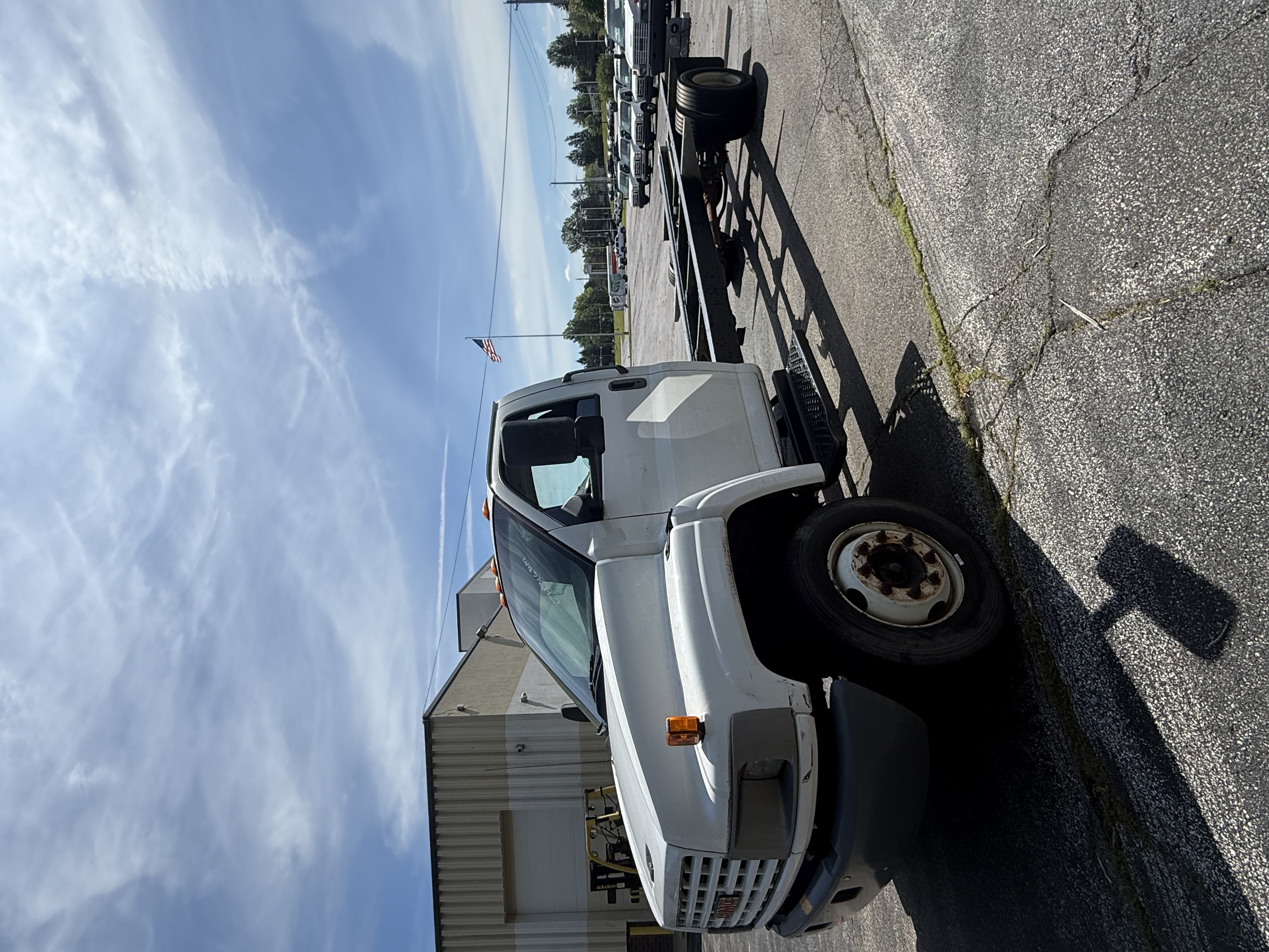 Used 2006 26 ' Cab and Chassis for sale