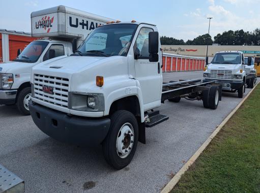 Used 2008 26 ' Cab and Chassis for sale
