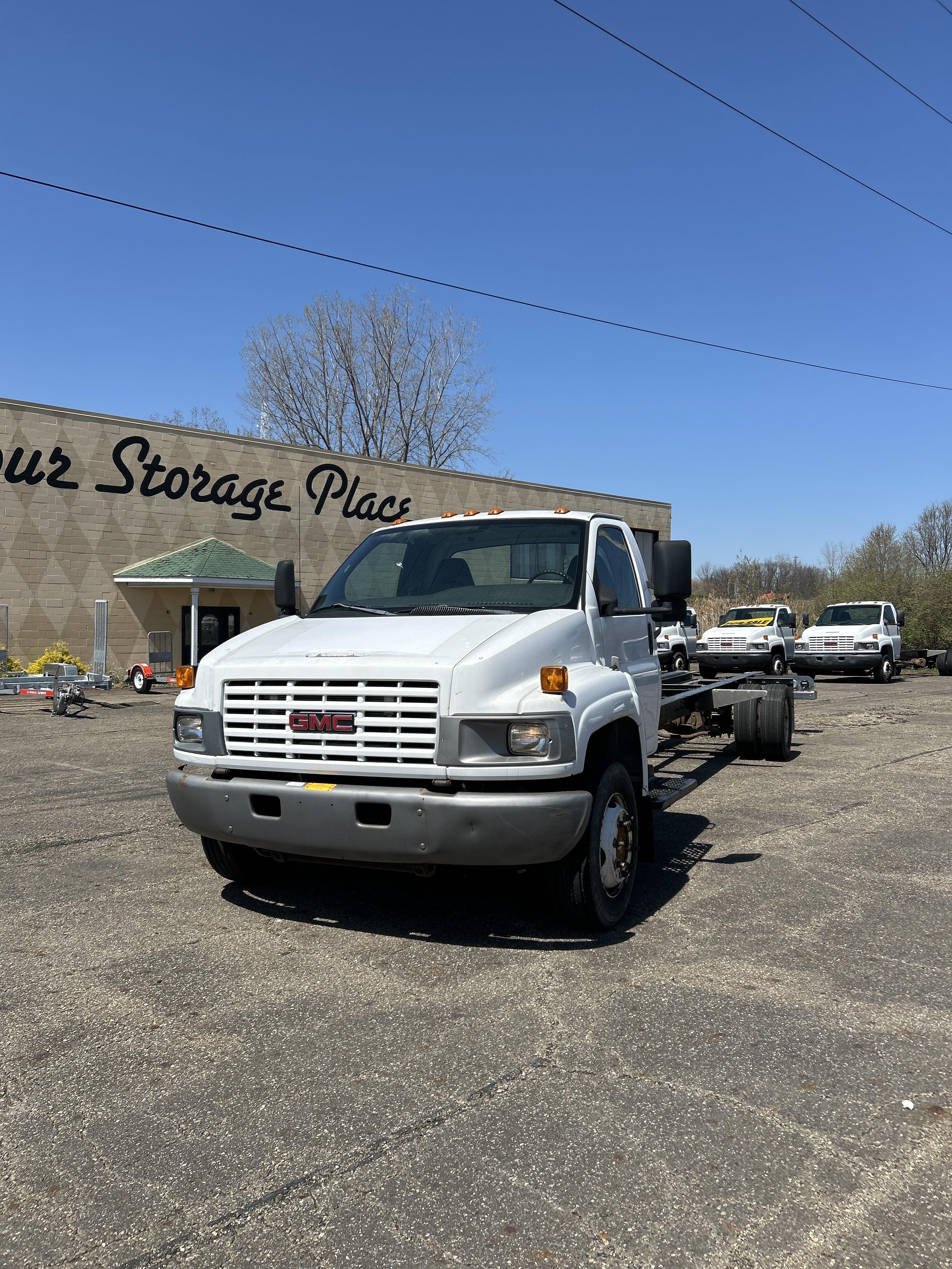 Used 2007 26 ' Cab and Chassis for sale