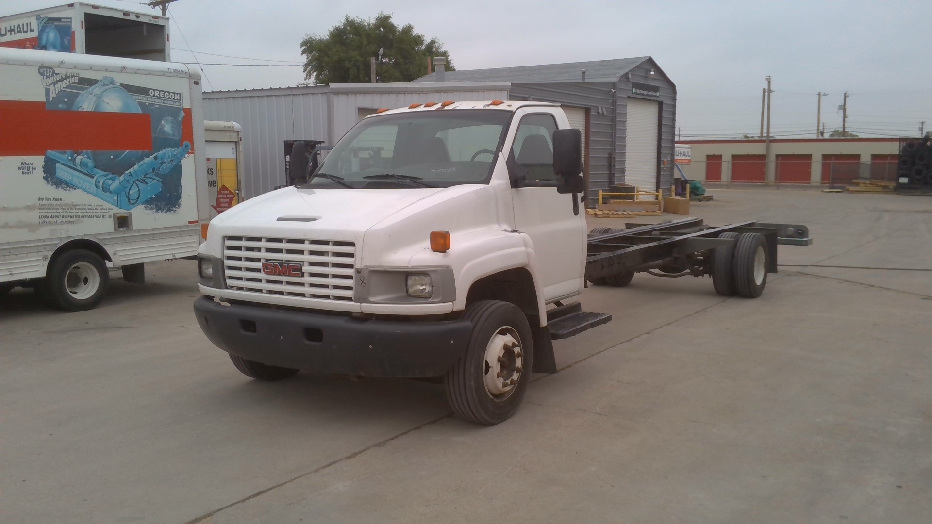 Used 2008 26 ' Cab and Chassis for sale
