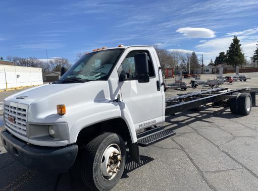 Used 2008 26 ' Cab and Chassis for sale