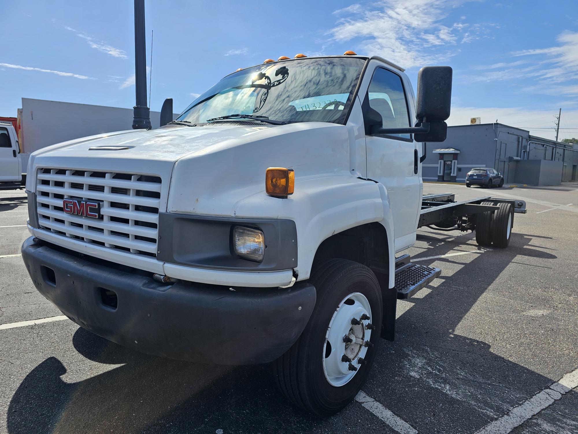 Used 2007 26 ' Cab and Chassis for sale