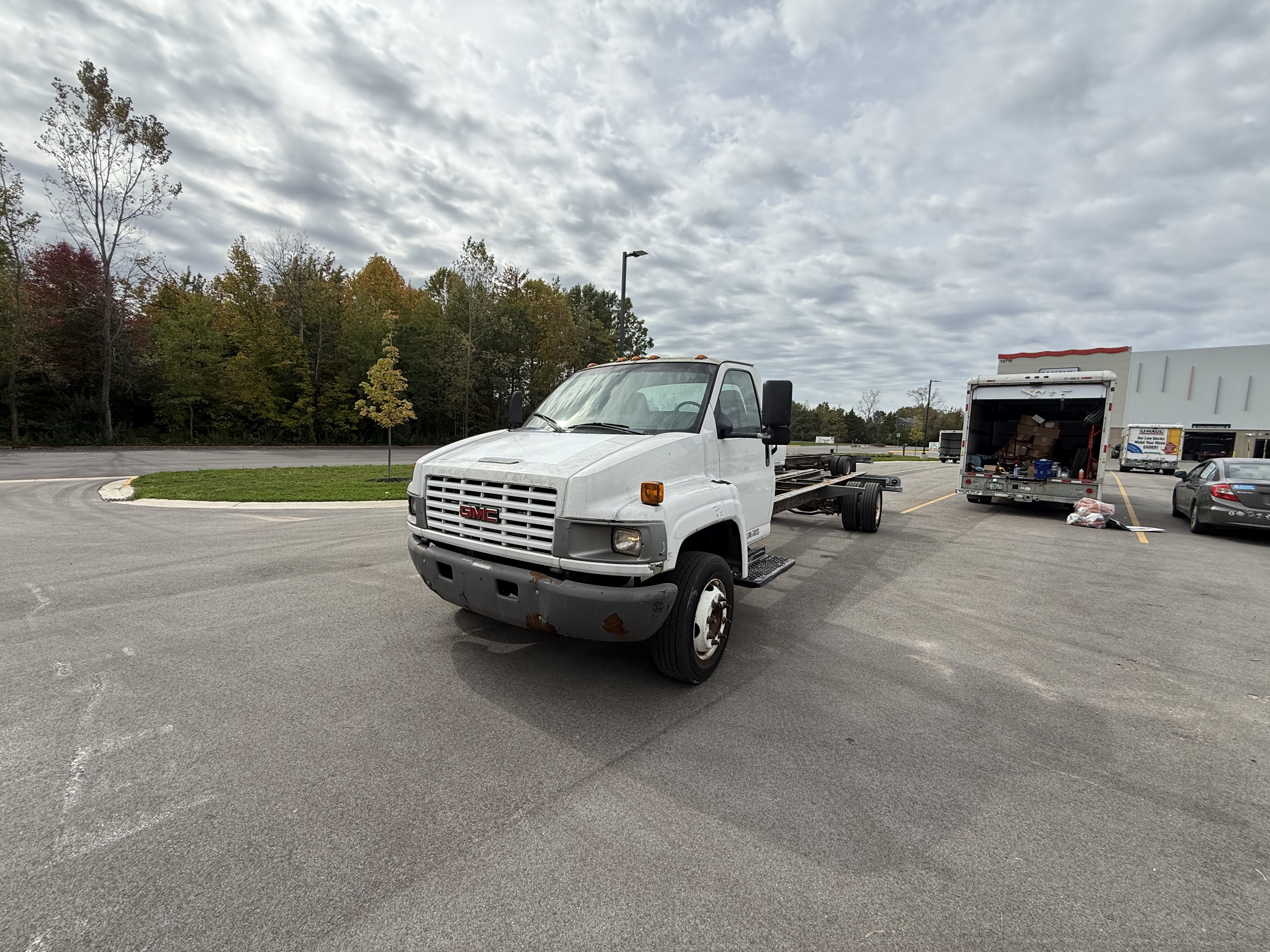 Used 2006 26 ' Cab and Chassis for sale