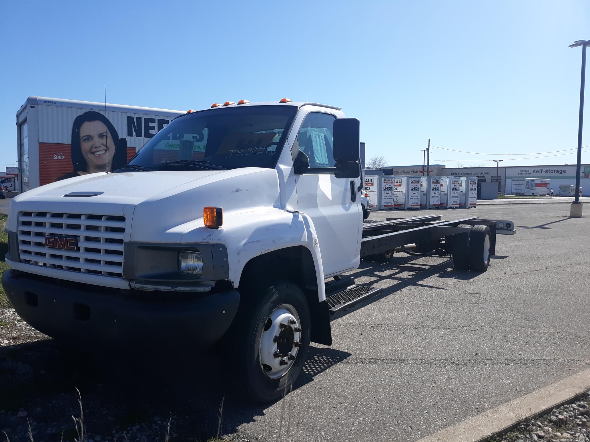 Used 2008 26 ' Cab and Chassis for sale
