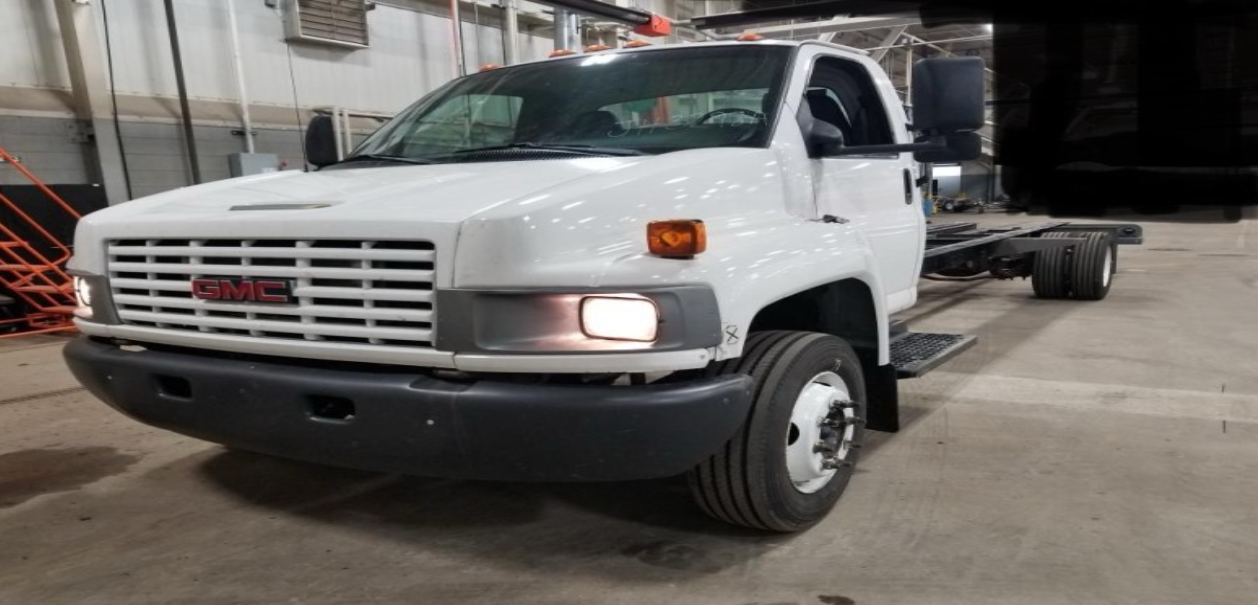 Used 2007 26 ' Cab and Chassis for sale