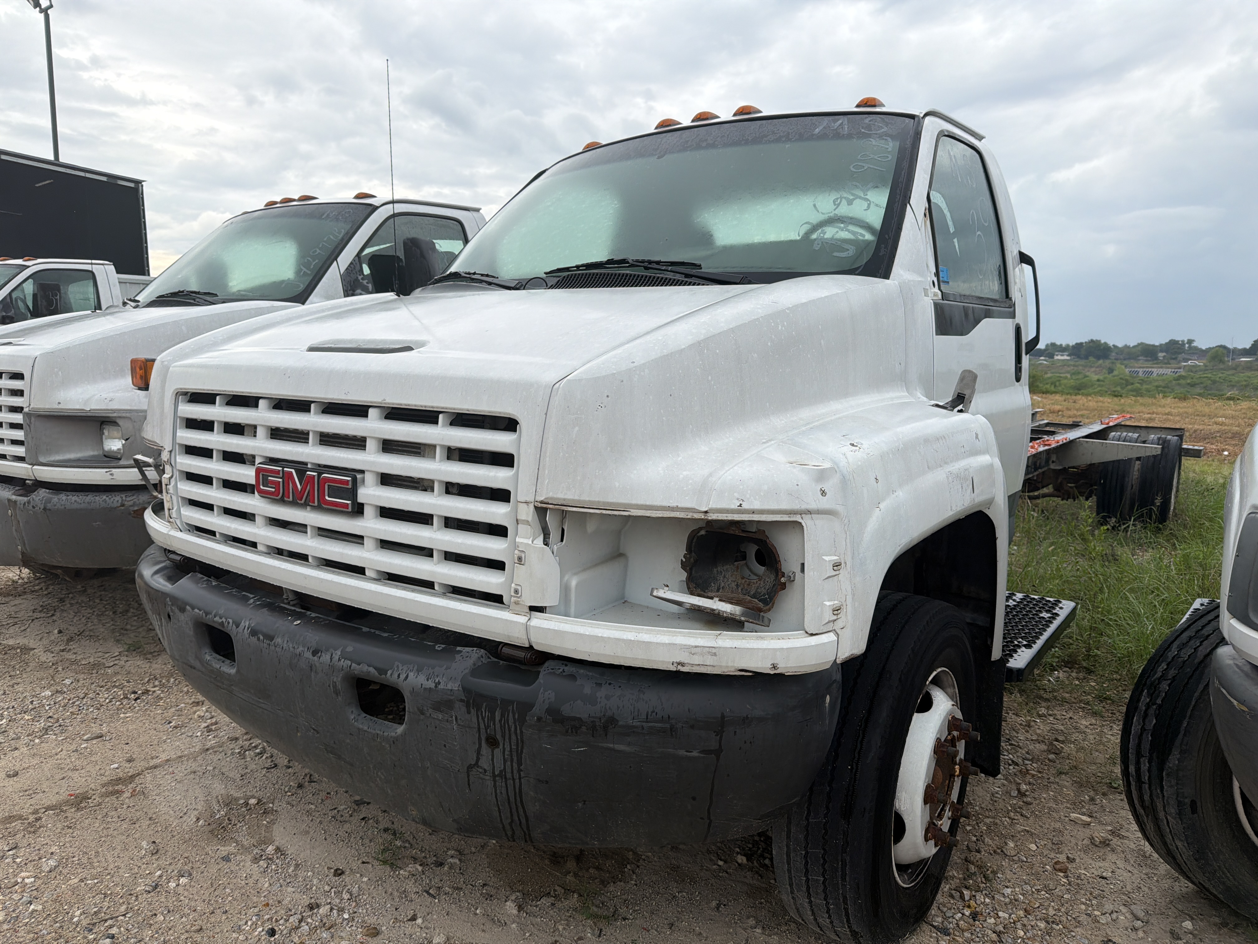 Used 2008 26 ' Cab and Chassis for sale