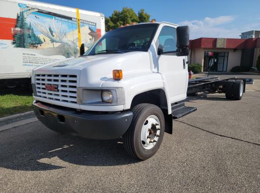 Used 2008 26 ' Cab and Chassis for sale