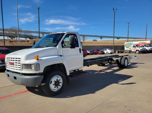 Used 2006 26 ' Cab and Chassis for sale