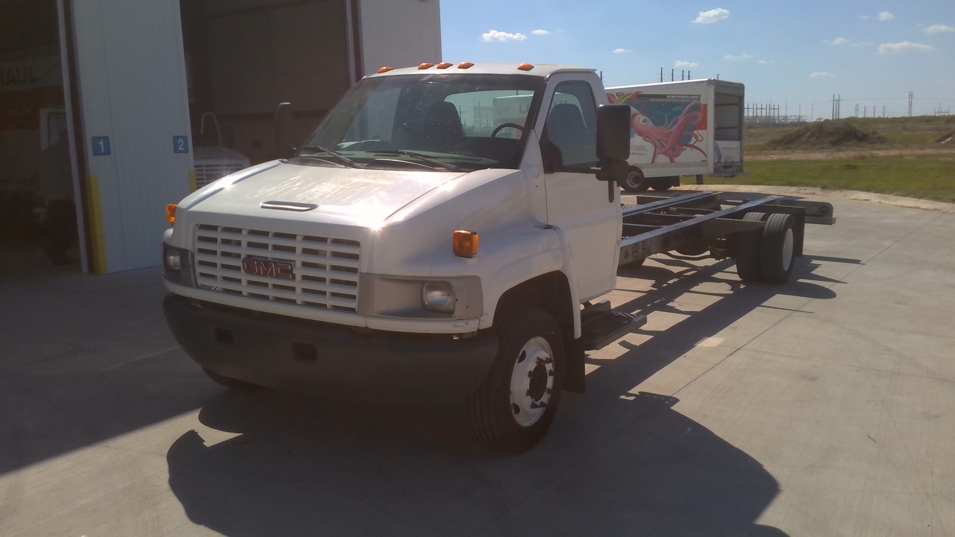 Used 2008 26 ' Cab and Chassis for sale