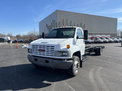 Used 2008 26 ' Cab and Chassis for sale