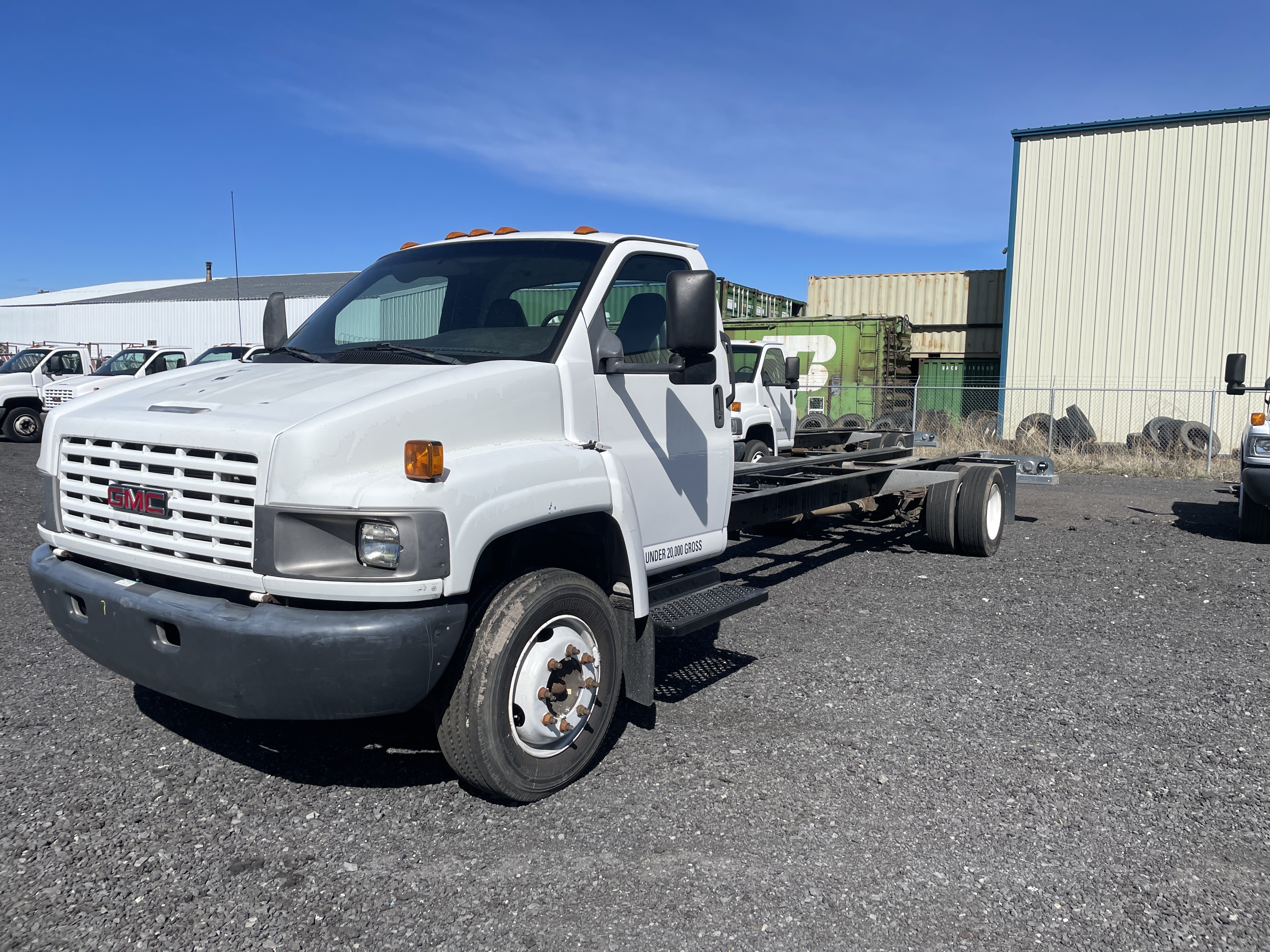 Used 2008 26 ' Cab and Chassis for sale