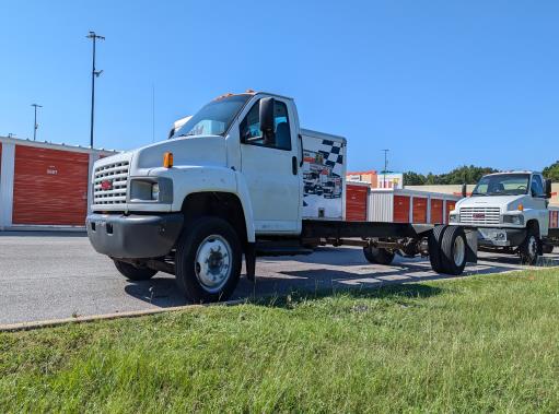Used 2007 26 ' Cab and Chassis for sale