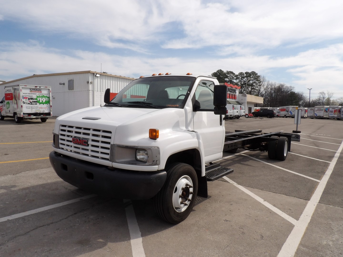 Used 2008 26 ' Cab and Chassis for sale