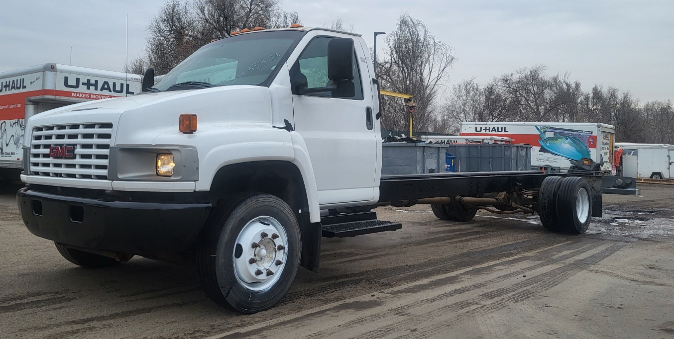 Used 2007 26 ' Cab and Chassis for sale