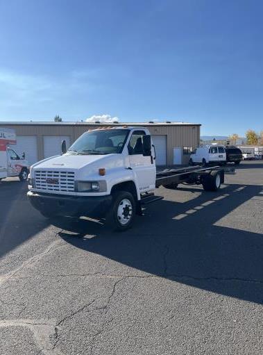 Used 2006 26 ' Cab and Chassis for sale