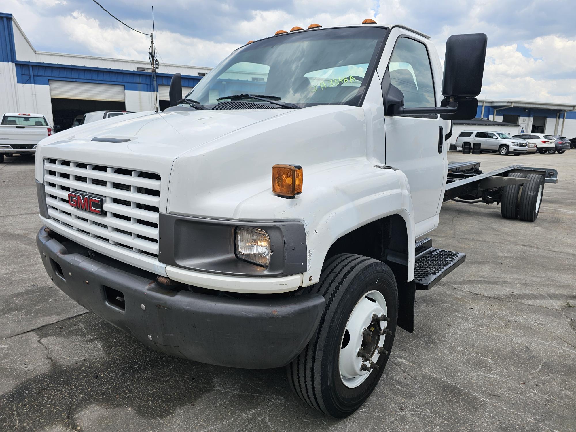 Used 2007 26 ' Cab and Chassis for sale