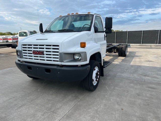 Used 2007 26 ' Cab and Chassis for sale