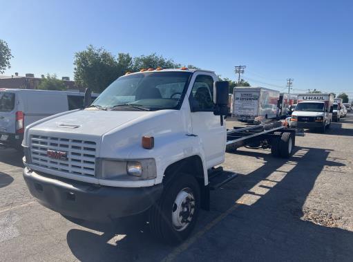 Used 2008 26 ' Cab and Chassis for sale