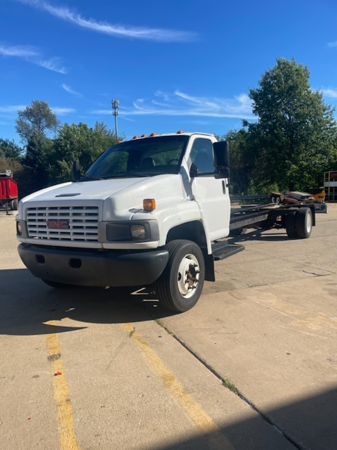 Used 2008 26 ' Cab and Chassis for sale