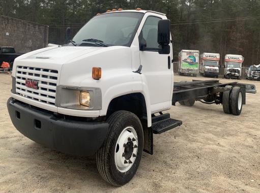 Used 2008 26 ' Cab and Chassis for sale
