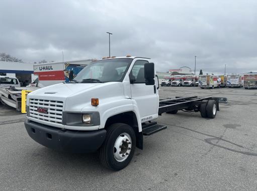 Used 2007 26 ' Cab and Chassis for sale