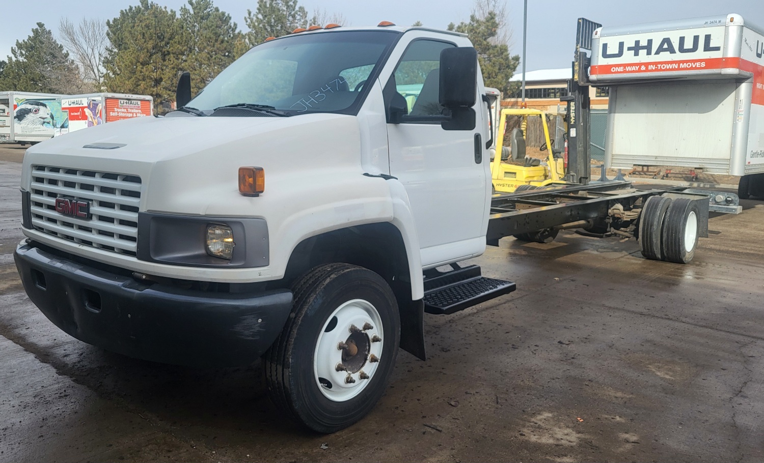 Used 2006 26 ' Cab and Chassis for sale