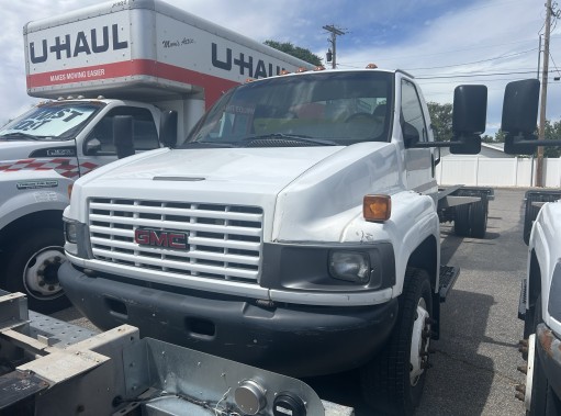Used 2008 26 ' Cab and Chassis for sale