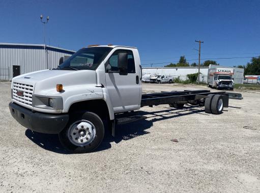 Used 2008 26 ' Cab and Chassis for sale