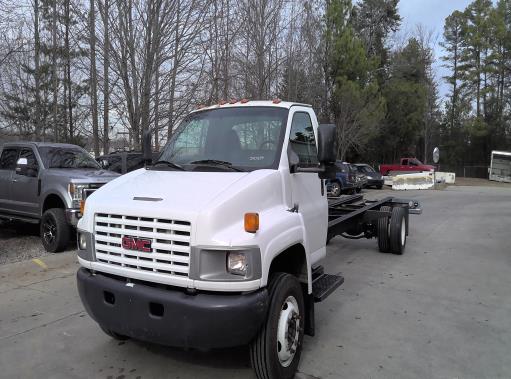 Used 2007 26 ' Cab and Chassis for sale